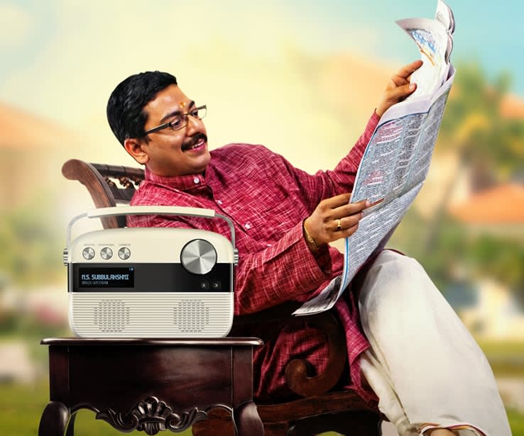dad listning to saregama carvaan tamil